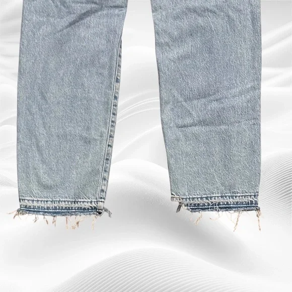 Levi’s Baggy Dad Distressed Jeans, size 25=27X29.5 Rips Frayed hem‎ Midrise - Picture 4 of 10